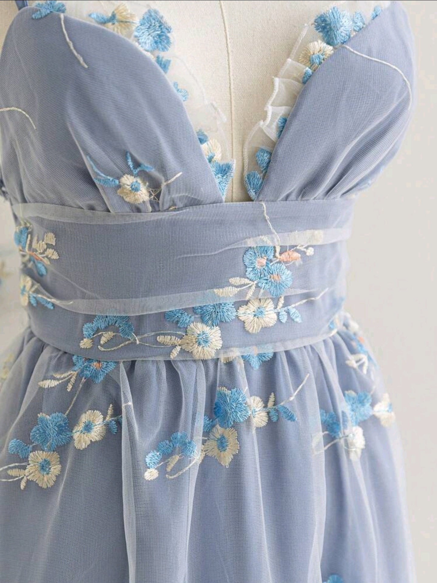 Damen Sommerkleid mit Blumen in blau