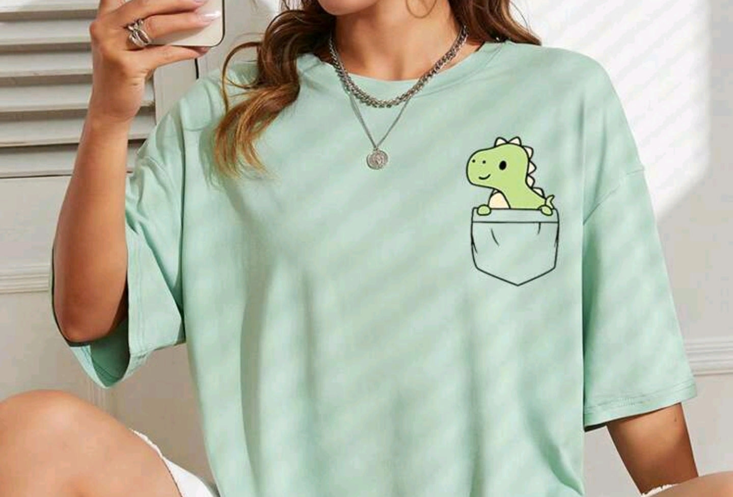 Damen Tshirt in grün mit Dinoprint